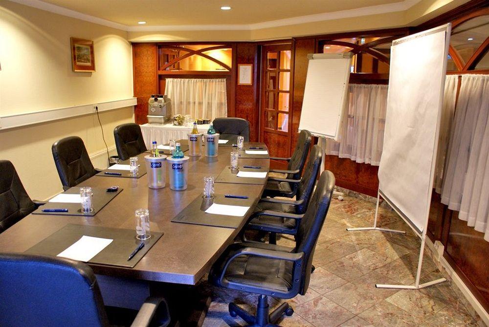 Hotel Gladbeck Van Der Valk Ngoại thất bức ảnh